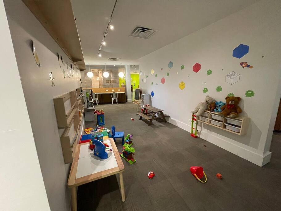 Newly Room In Cozy Hotel With Super Location To The Parks Kissimmee Esterno foto